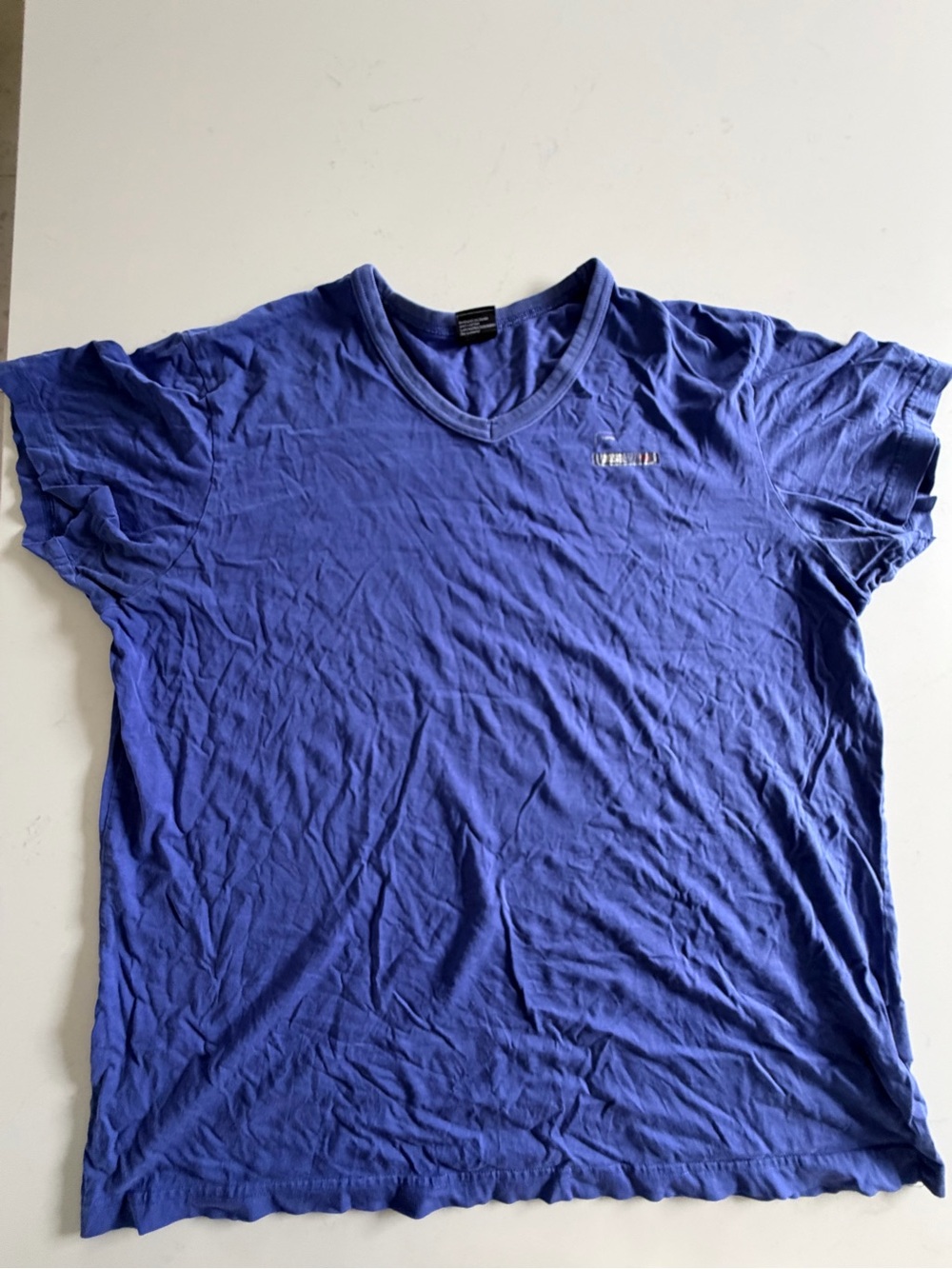 Y2K Diesel Men's Crew Neck T-Shirt in Royal Blue